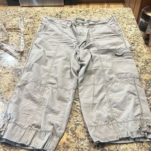 Eddie Bauer pants light olive gray size 14T tall many pockets